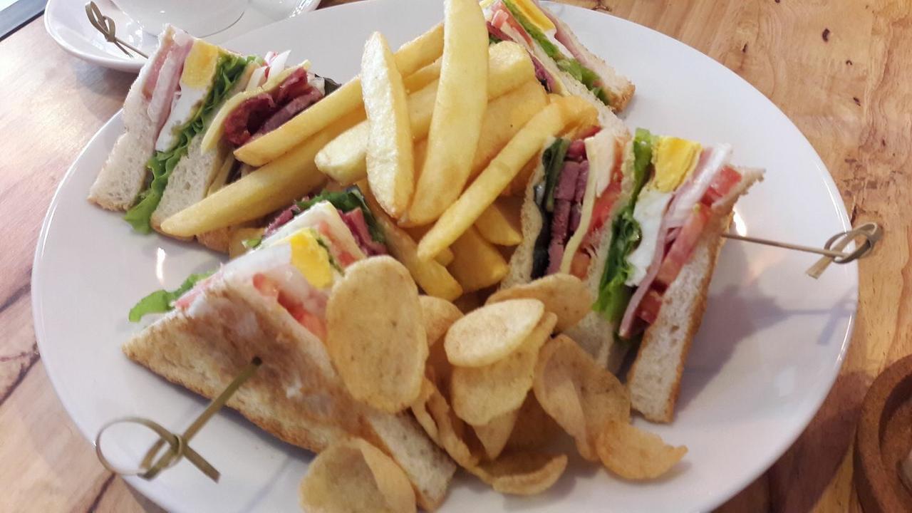 Sincere Hostel Bar And Bistro 코란타 외부 사진